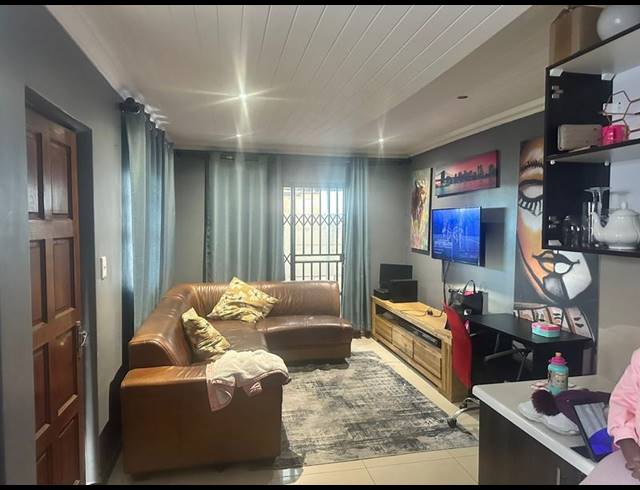 7 BEDROOM HOUSE FOR SALE IN MANDALAY